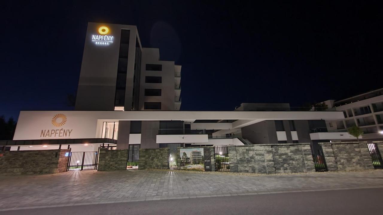Napfeny Resort Exclusive Балатонлелле Екстер'єр фото